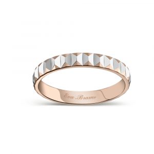 Stacked from 4 images. Method=B (R=8,S=4)