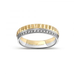 Stacked from 4 images. Method=B (R=8,S=4)